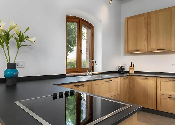 Arnolfo * 埃尔萨谷口村