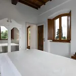 فيلة Arnolfo كولّي فال ديلسا
